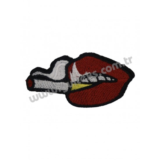 RED LIPS RED LIPS