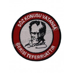 SÖZ KONUSU VATANSA GERİSİ TEFERRUATTIR KIRMIZI SÖZ KONUSU VATANSA GERİSİ TEFERRUATTIR KIRMIZI
